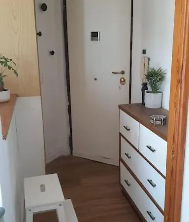 アパート Amazing With Terrace *